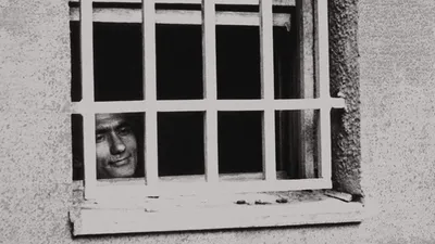 Çirkin Kral Efsanesi izle